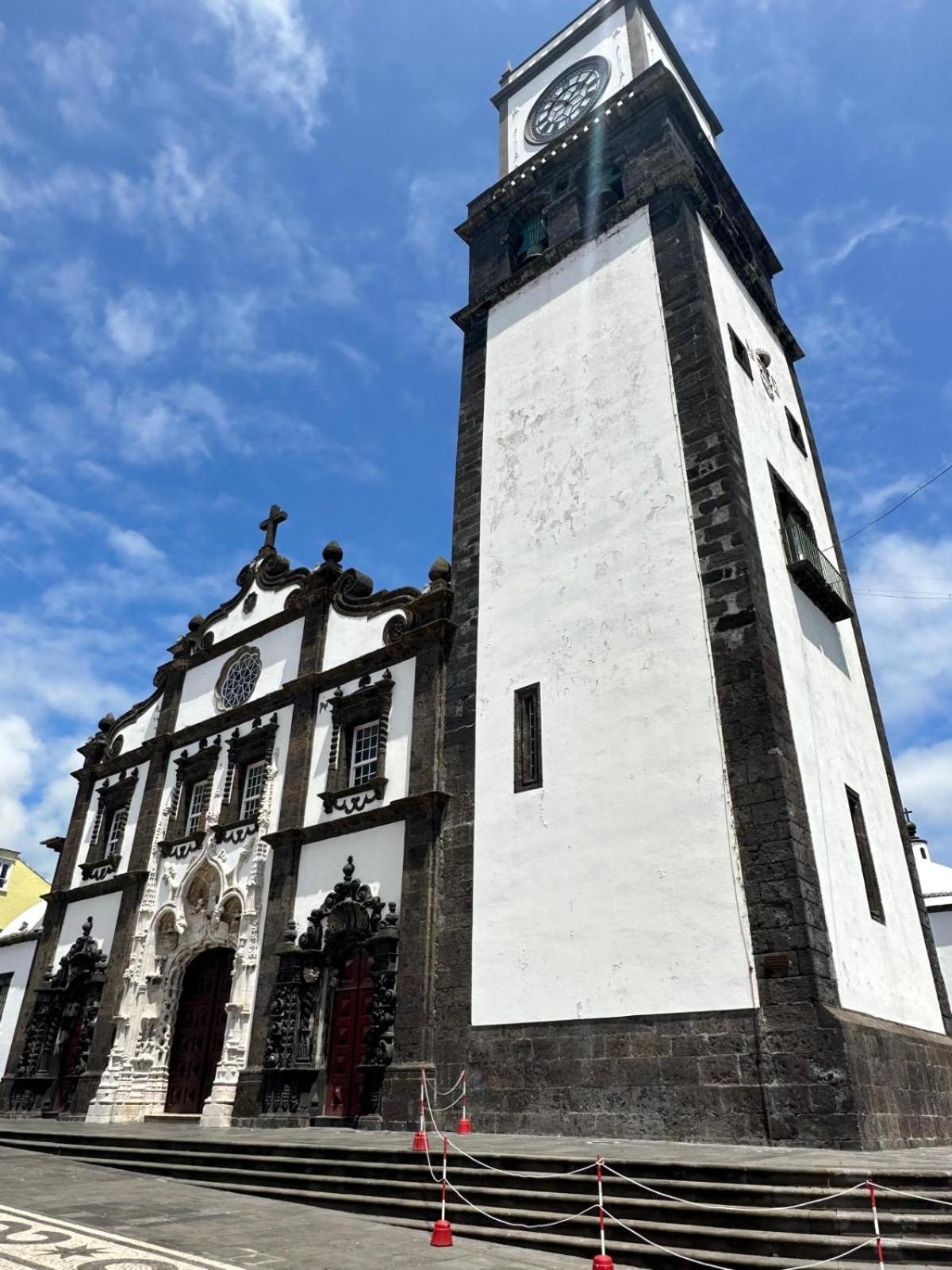 Ponta Delgada Azor International Hostel מראה חיצוני תמונה