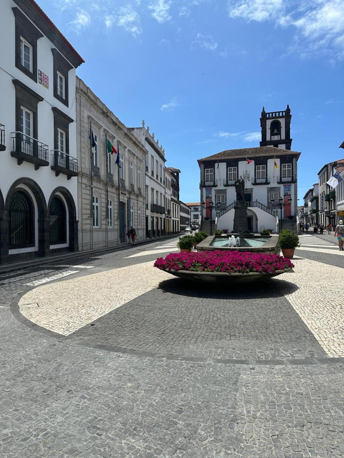 Ponta Delgada Azor International Hostel מראה חיצוני תמונה