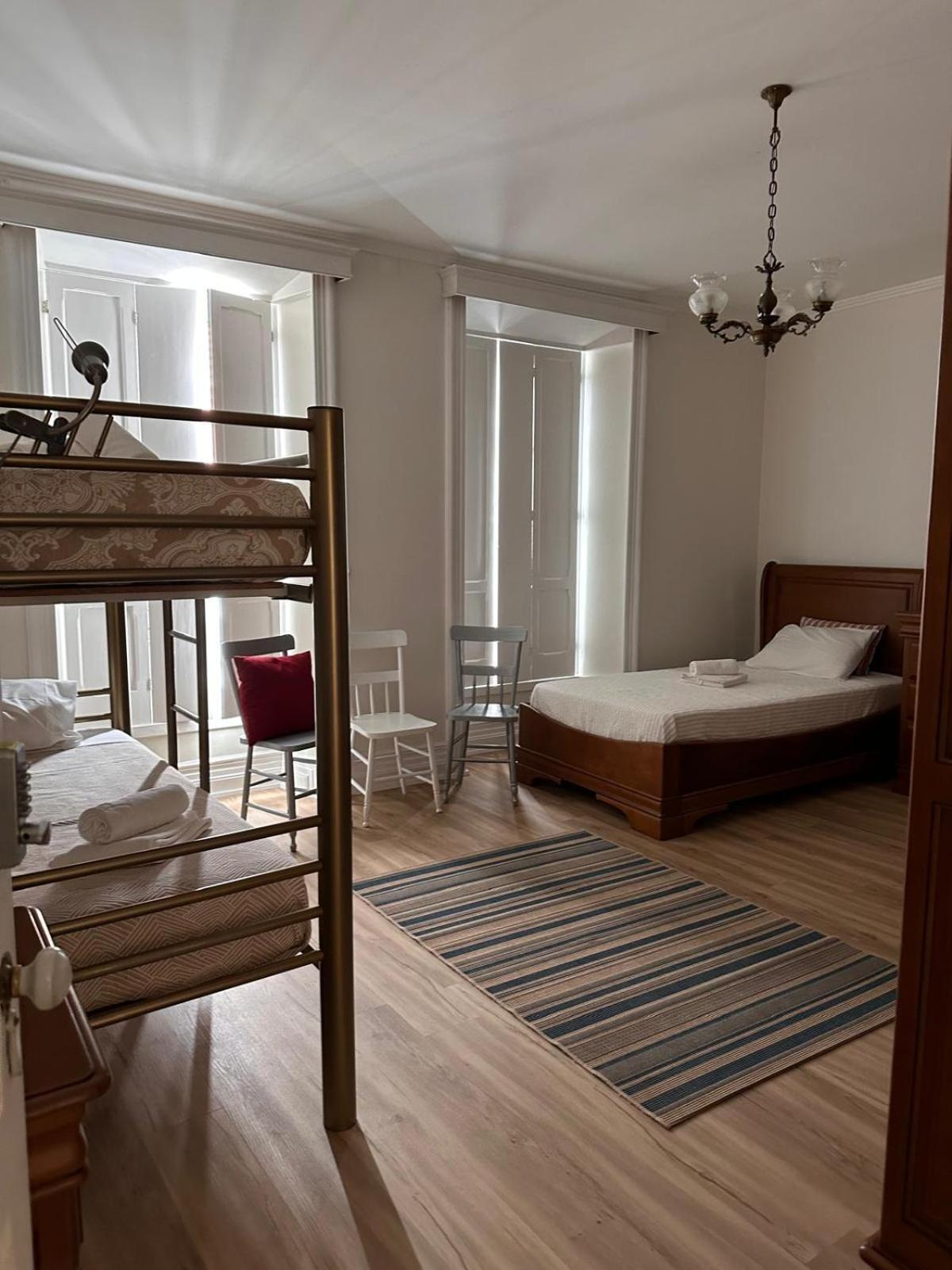 Ponta Delgada Azor International Hostel מראה חיצוני תמונה