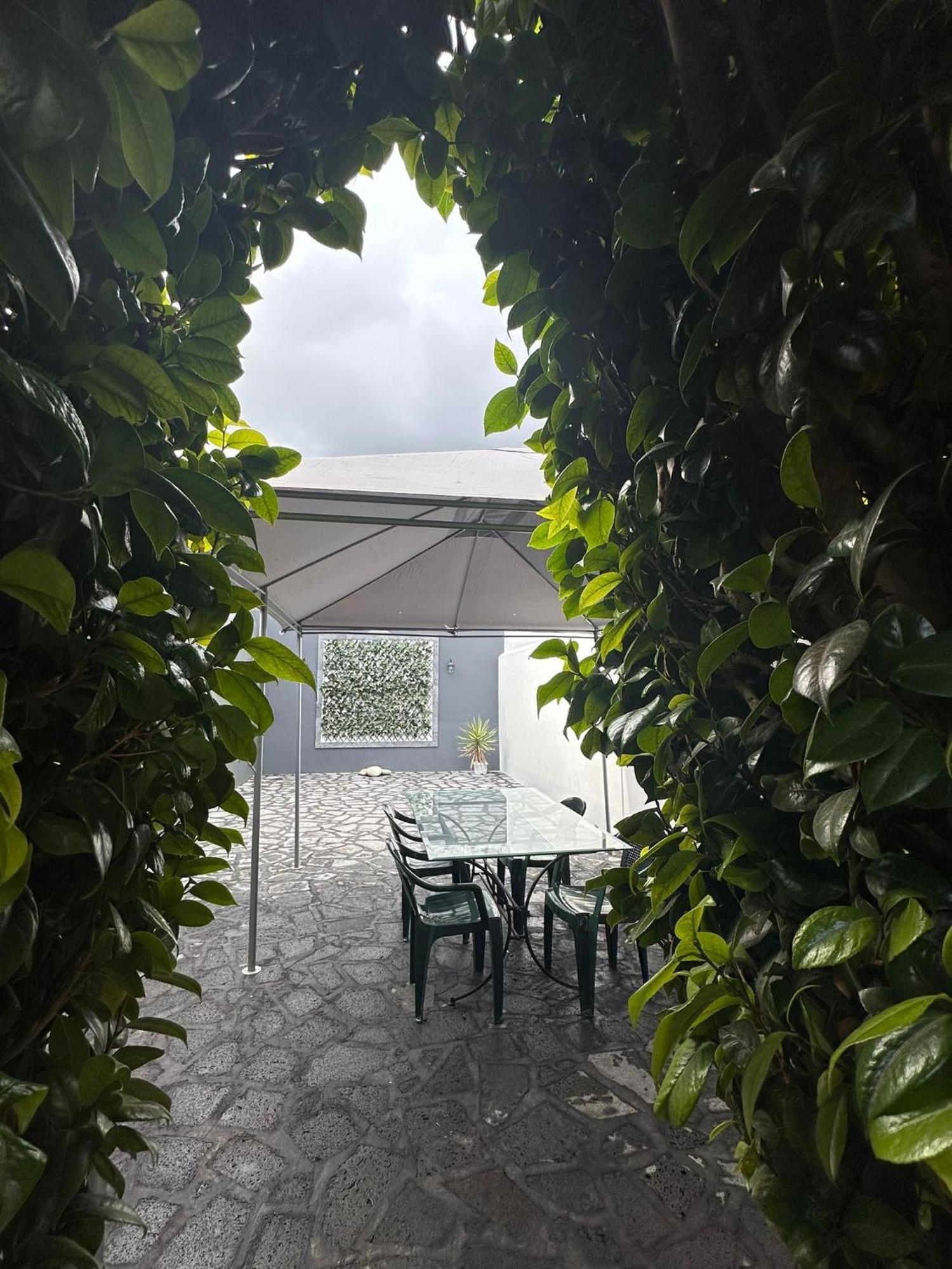 Ponta Delgada Azor International Hostel מראה חיצוני תמונה