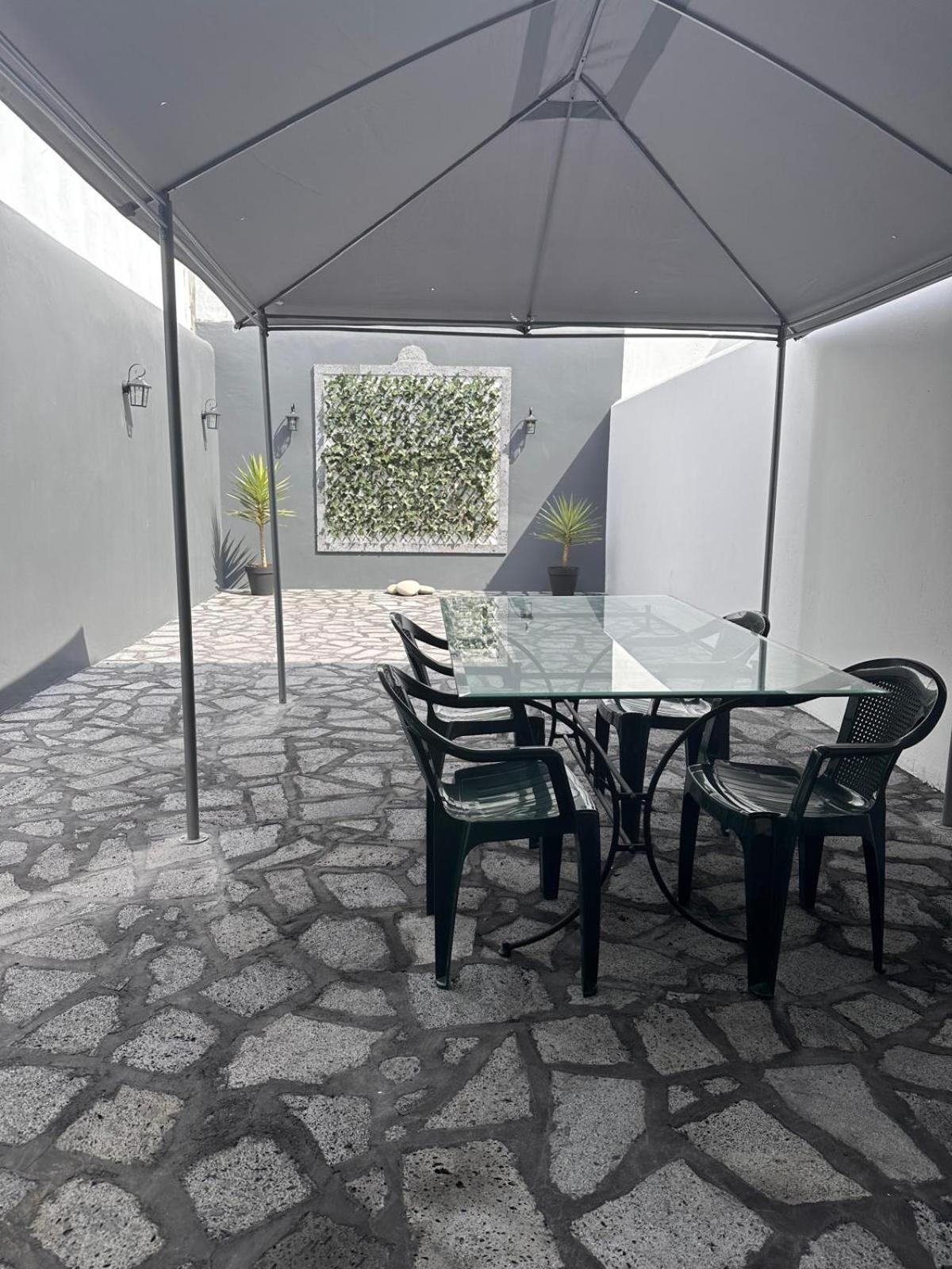 Ponta Delgada Azor International Hostel מראה חיצוני תמונה